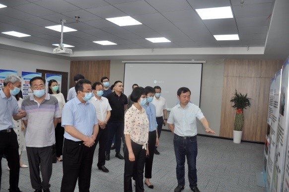 无锡市人大常委会副主任高亚光率队调研我校无锡研究院